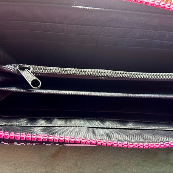 XOXO Women's Pink and Black Wallet - Picture 3 of 6